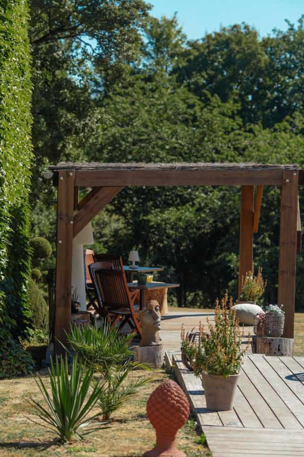 Domaine De La Limetiere Neuvy-le-Roi Exterior foto